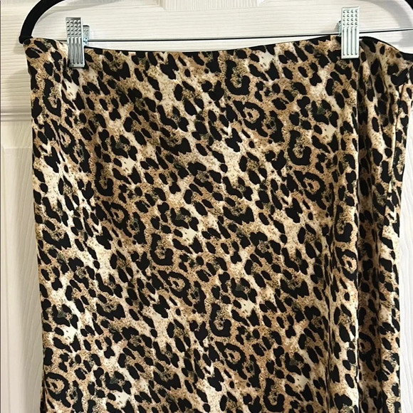 OAT New York Midi Skirt Leopard Print - NWOT - XL - Picture 2 of 3